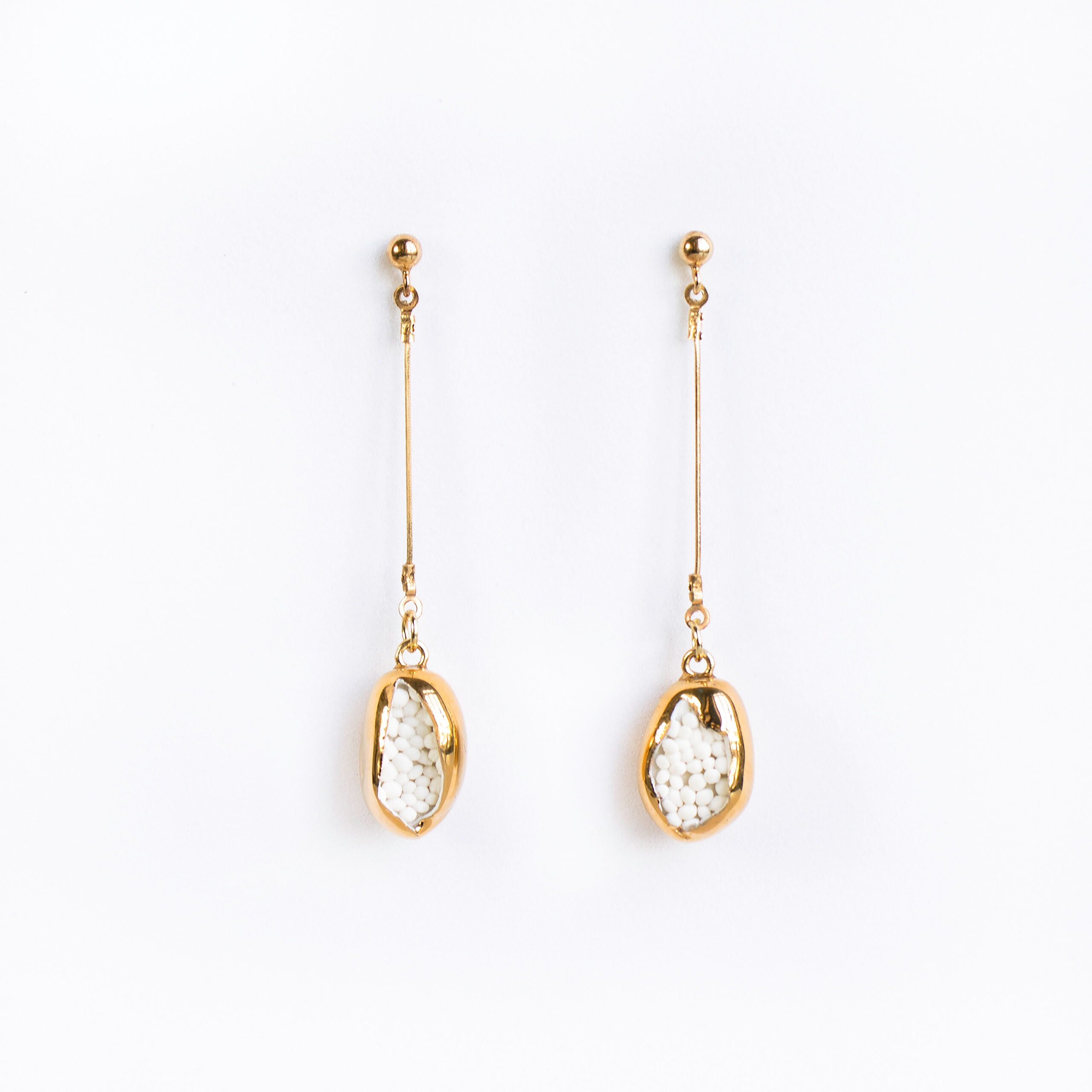 14 K Rhodium-Plated Yellow Gold Dangling Earring with Diamonds 0,02 ct -  fineness 14 K - Ref No 203.176 / Apart